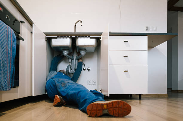Professional Drain Cleaning technician working in Desert Hot Springs, CA
